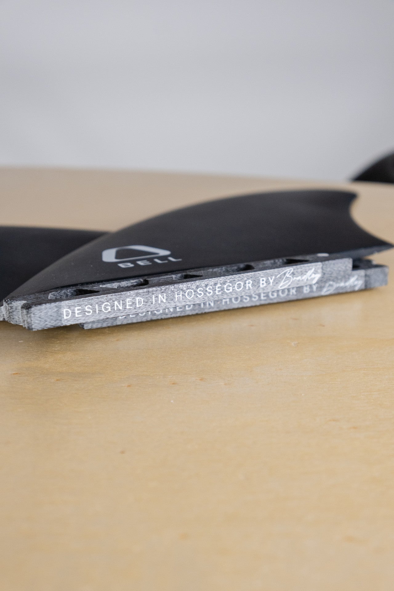 BELL-keel-twin-fin-black-solid-fibreglass-surfboard-fin-galway-ireland-blacksheepsurfco
