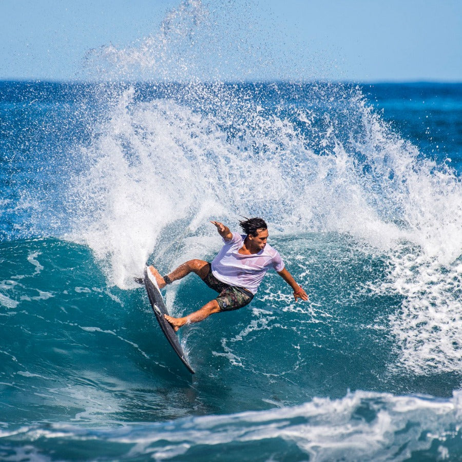 FCS-II-sharpeye-surfboard-fin-turns-surfing-blacksheepsurfco