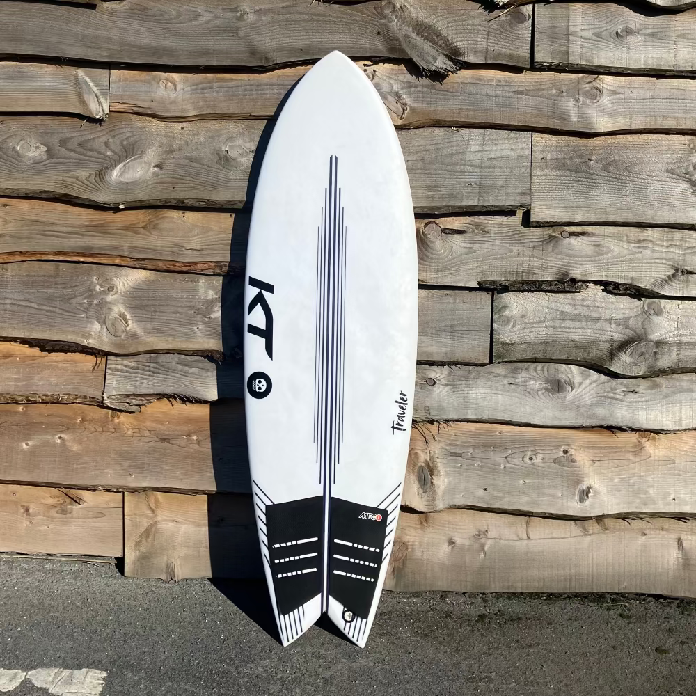 Second Hand Traveler KT 5'8 Twin Fin Surfboard