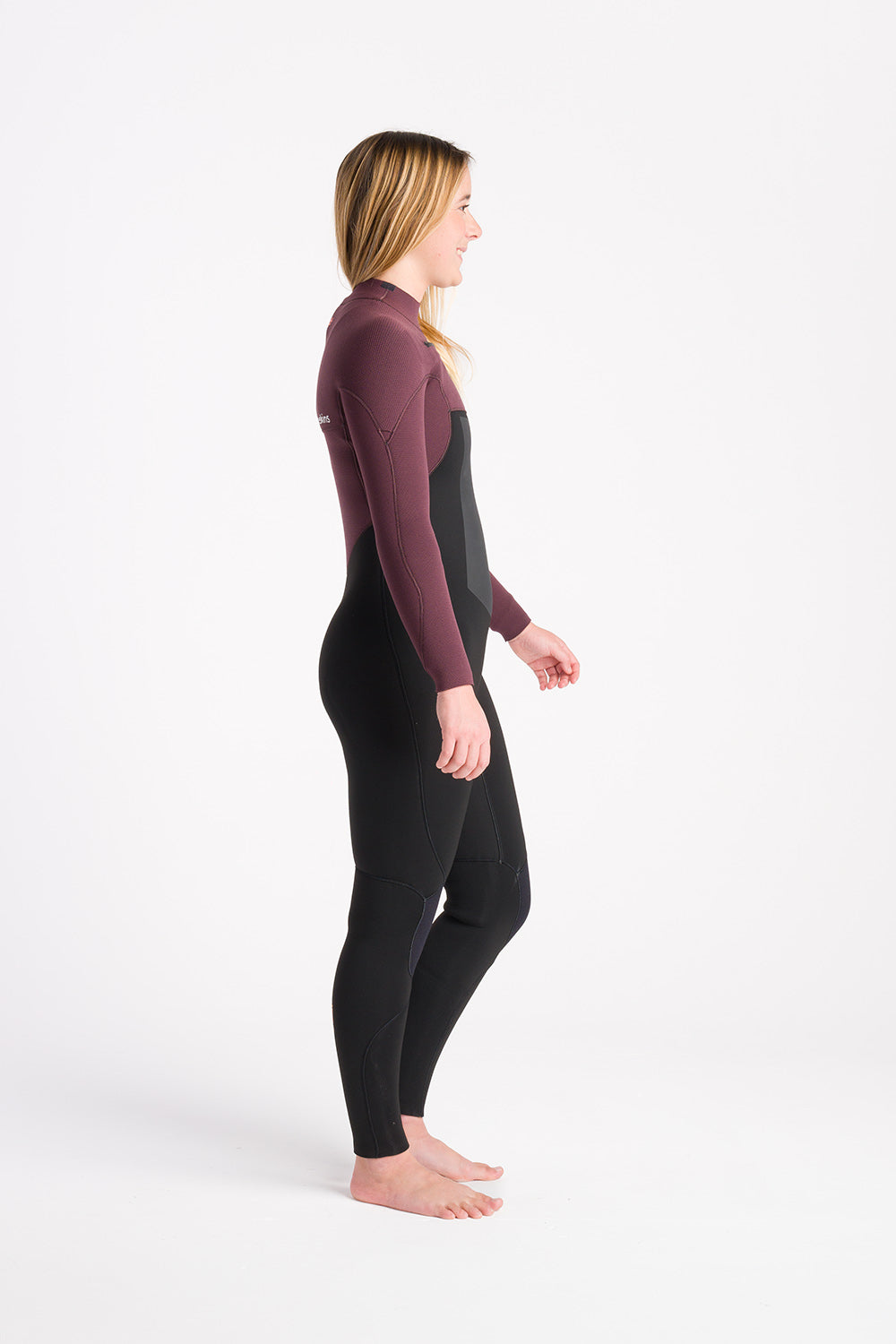 c-skins=NuWave-rewired-54-ladies-women-wnter-wetsuit-sustainable-natural-rubber-chest-zip-galway-ireland-blacksheepsurfco