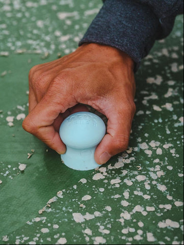 wax-scraper-removing-old-wax-deck