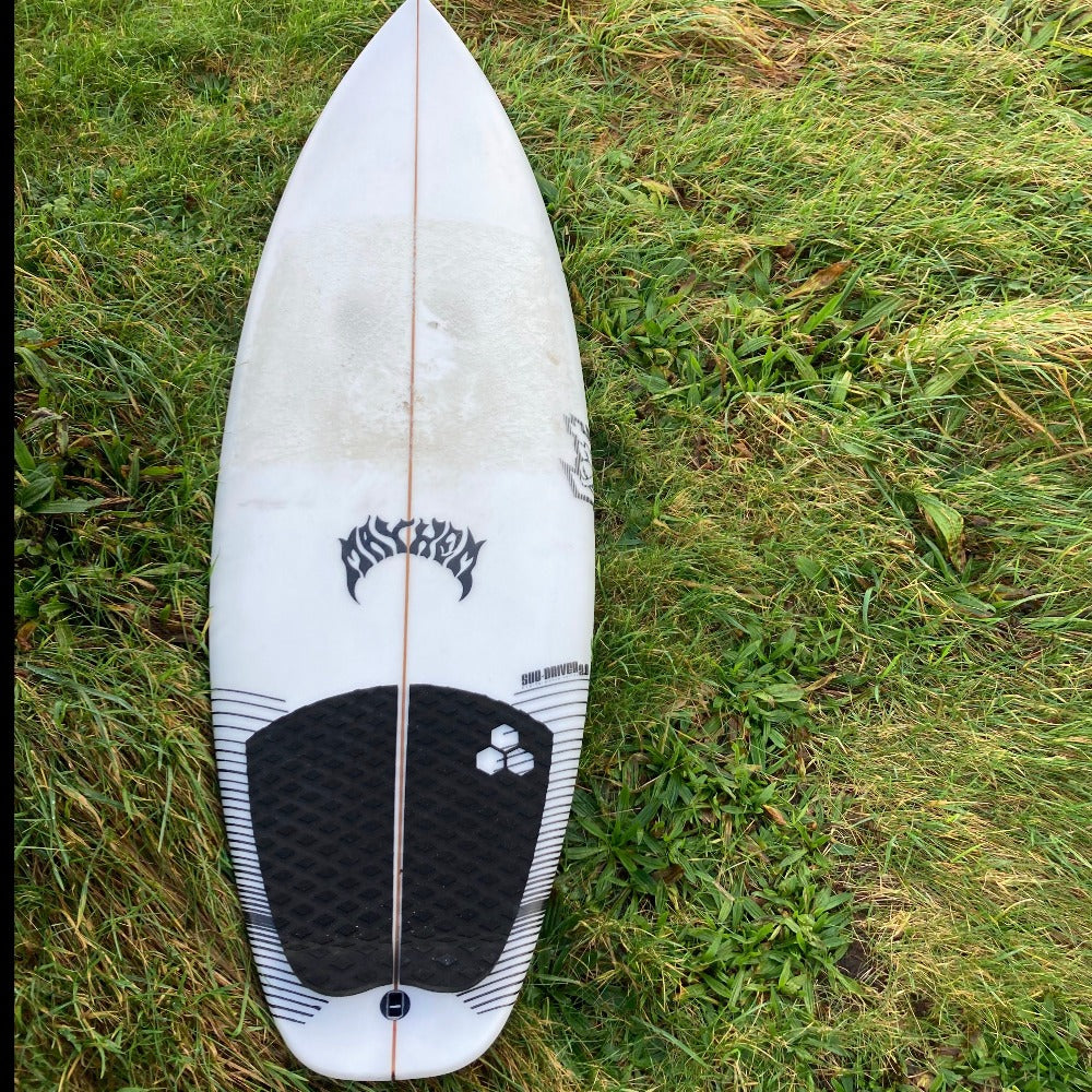 lostsurfboards-5-8-second-hand-2-0-sub-driver-deck-grip