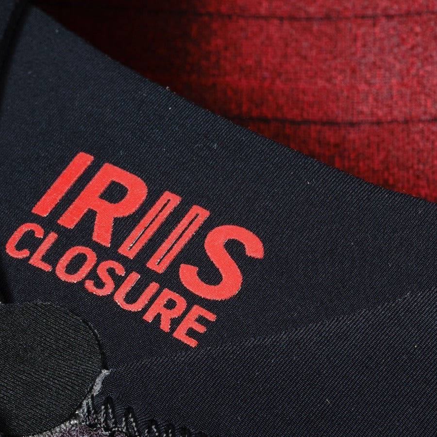 c-skins-iriis-closure-chest-entry-isolation-tape-technology-wetsuit-galway-ireland-blacksheepsurfco